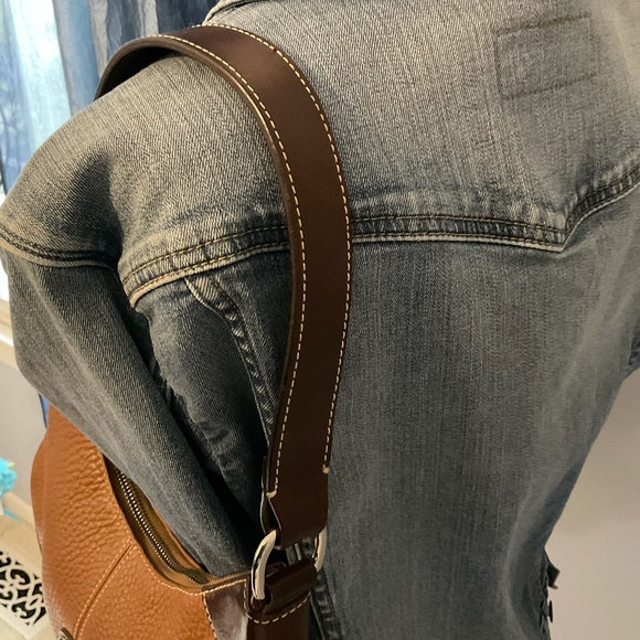Dooney & Bourke Brown Leather Shoulders Bag - Picture 4 of 14